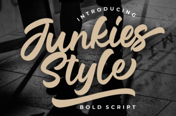 A Funky brush font, Junkies Style Font
